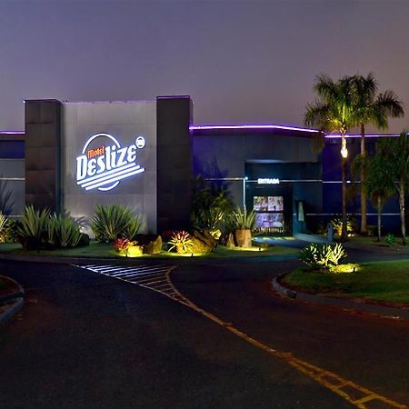 Deslize Motel 4 Ουμπερλάντια Εξωτερικό φωτογραφία